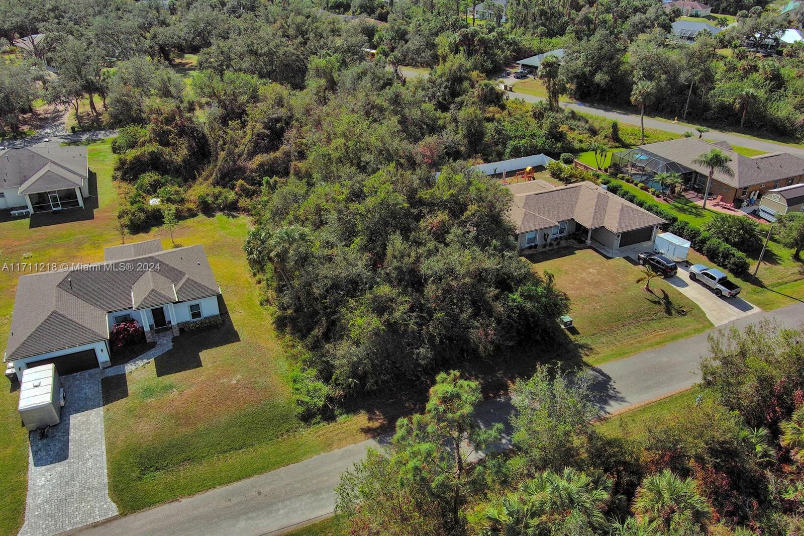 #3 Sargon Ave Property Photo 5