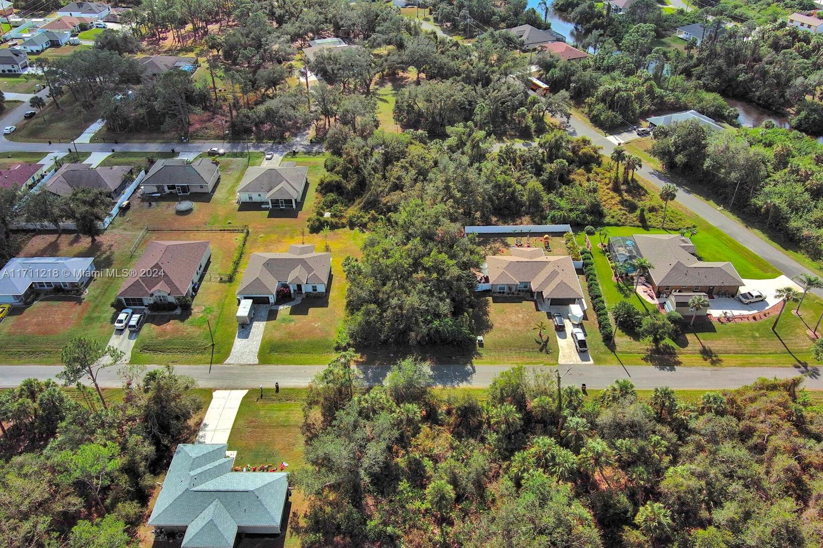 #3 Sargon Ave Property Photo 10