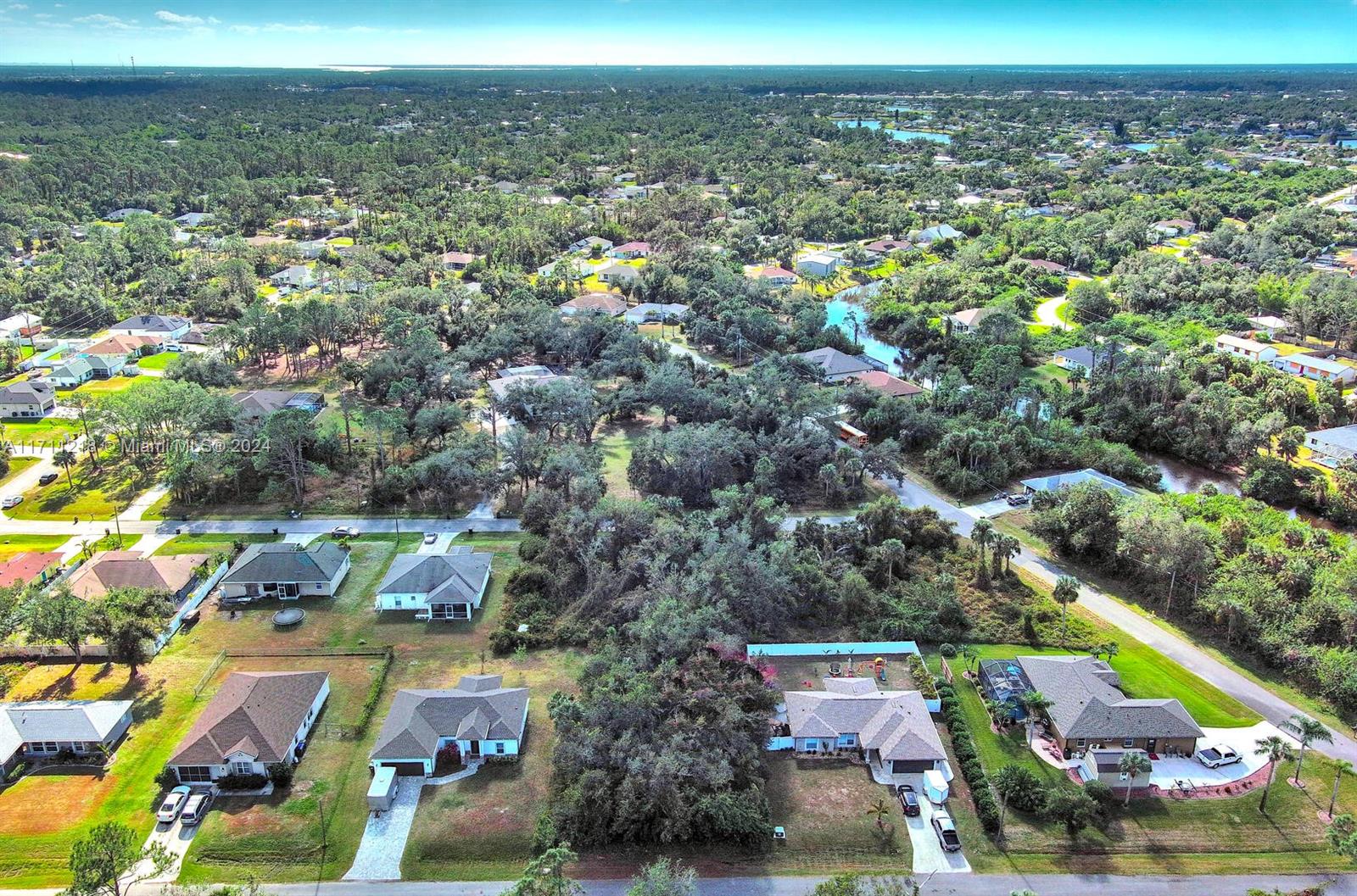 #3 Sargon Ave Property Photo 11
