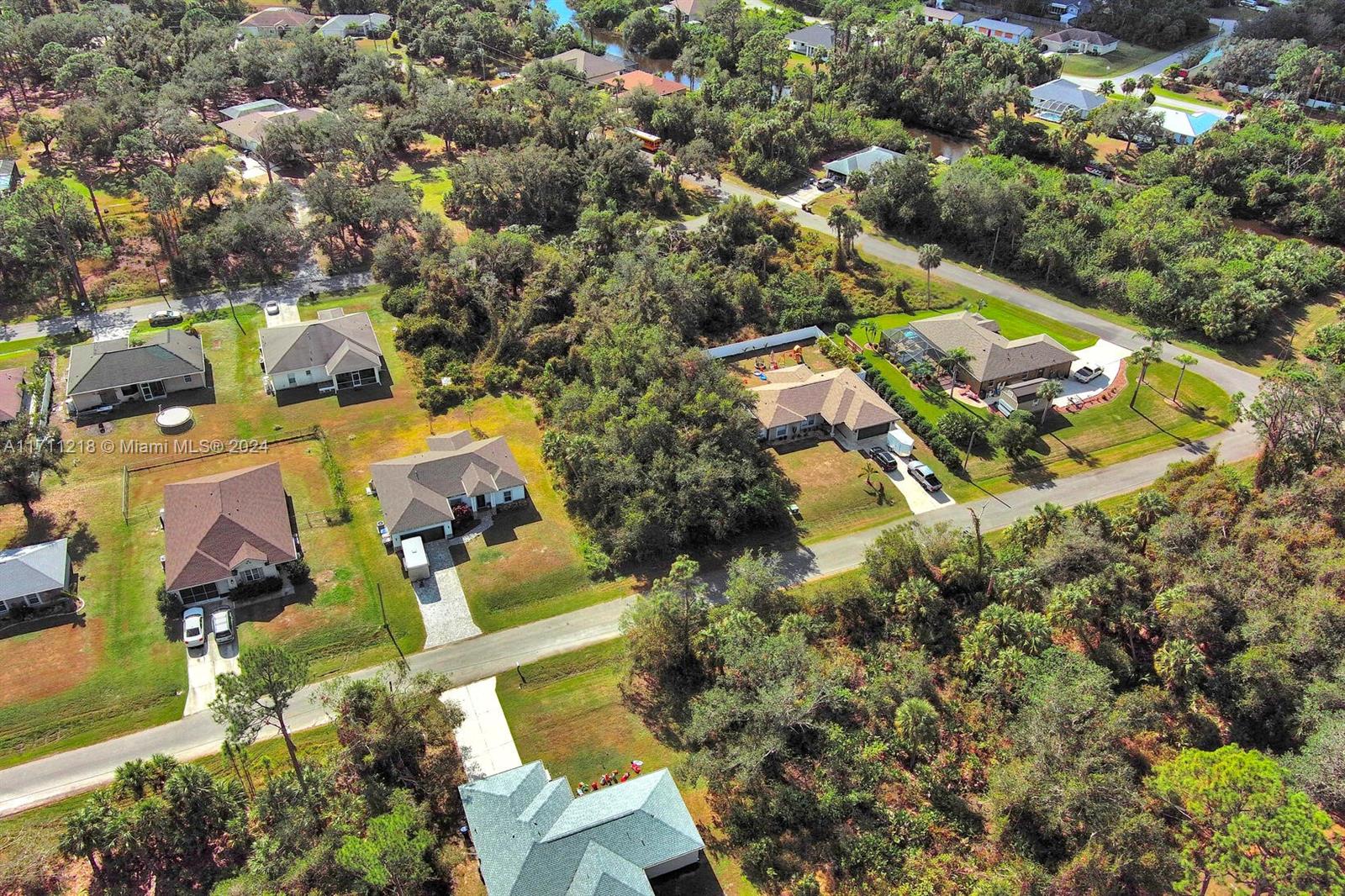 #3 Sargon Ave Property Photo 13