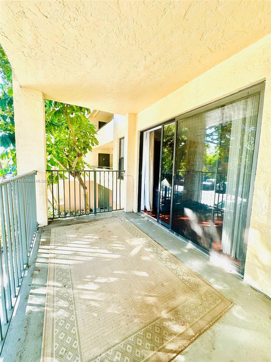 9999 Summerbreeze Dr 805 Property Photo 8