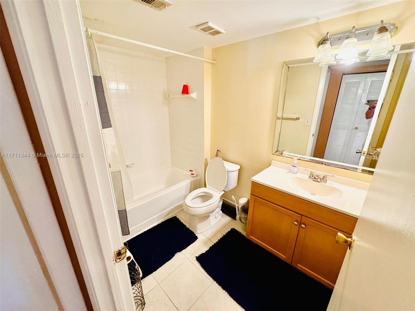 9999 Summerbreeze Dr 805 Property Photo 10
