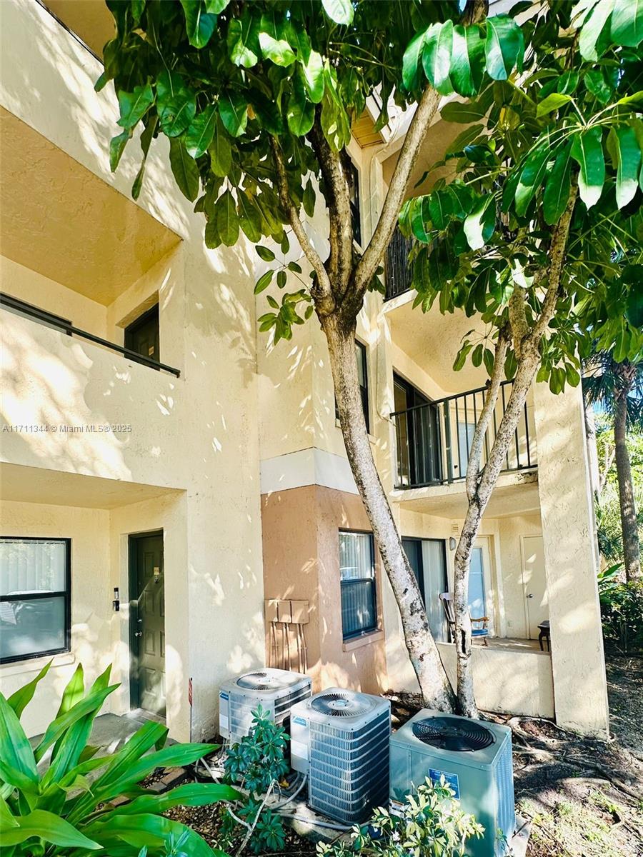 9999 Summerbreeze Dr 805 Property Photo 28