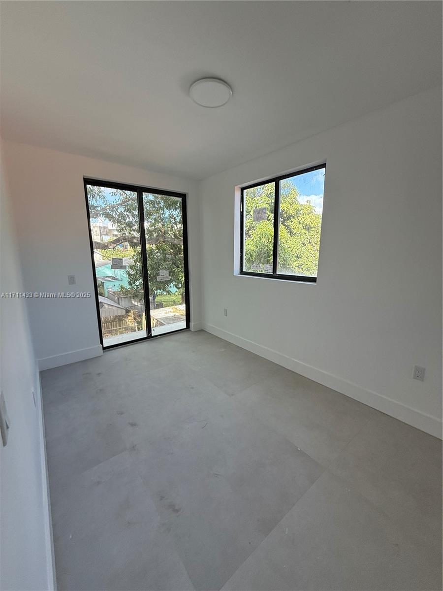 1271 Nw 38th St Property Photo 15