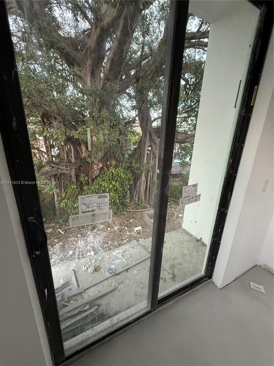 1271 Nw 38th St Property Photo 16