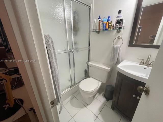 1560 Mckinley St 101w Property Photo 8