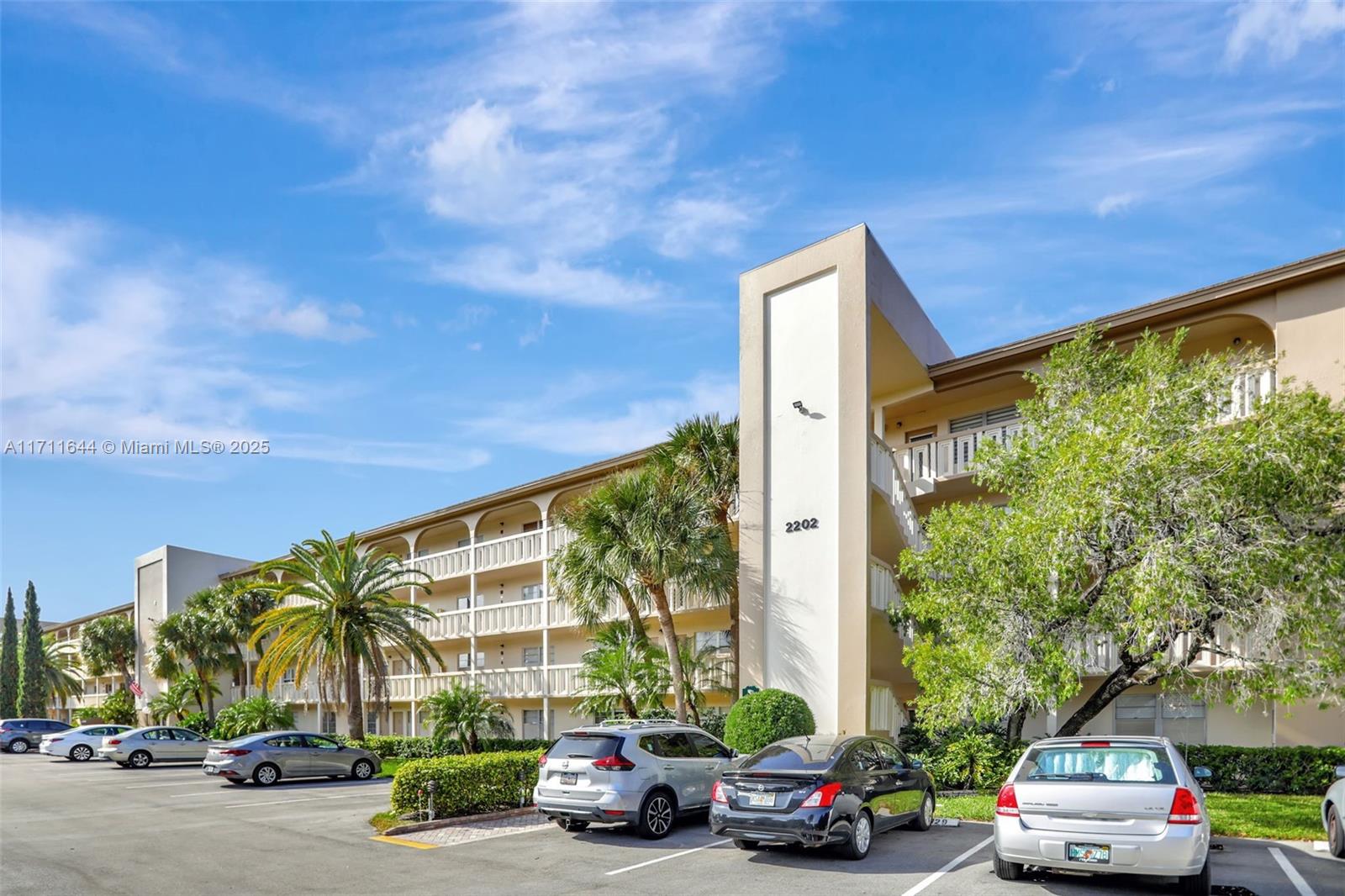 2202 Lucaya Bnd M1 Property Photo 22
