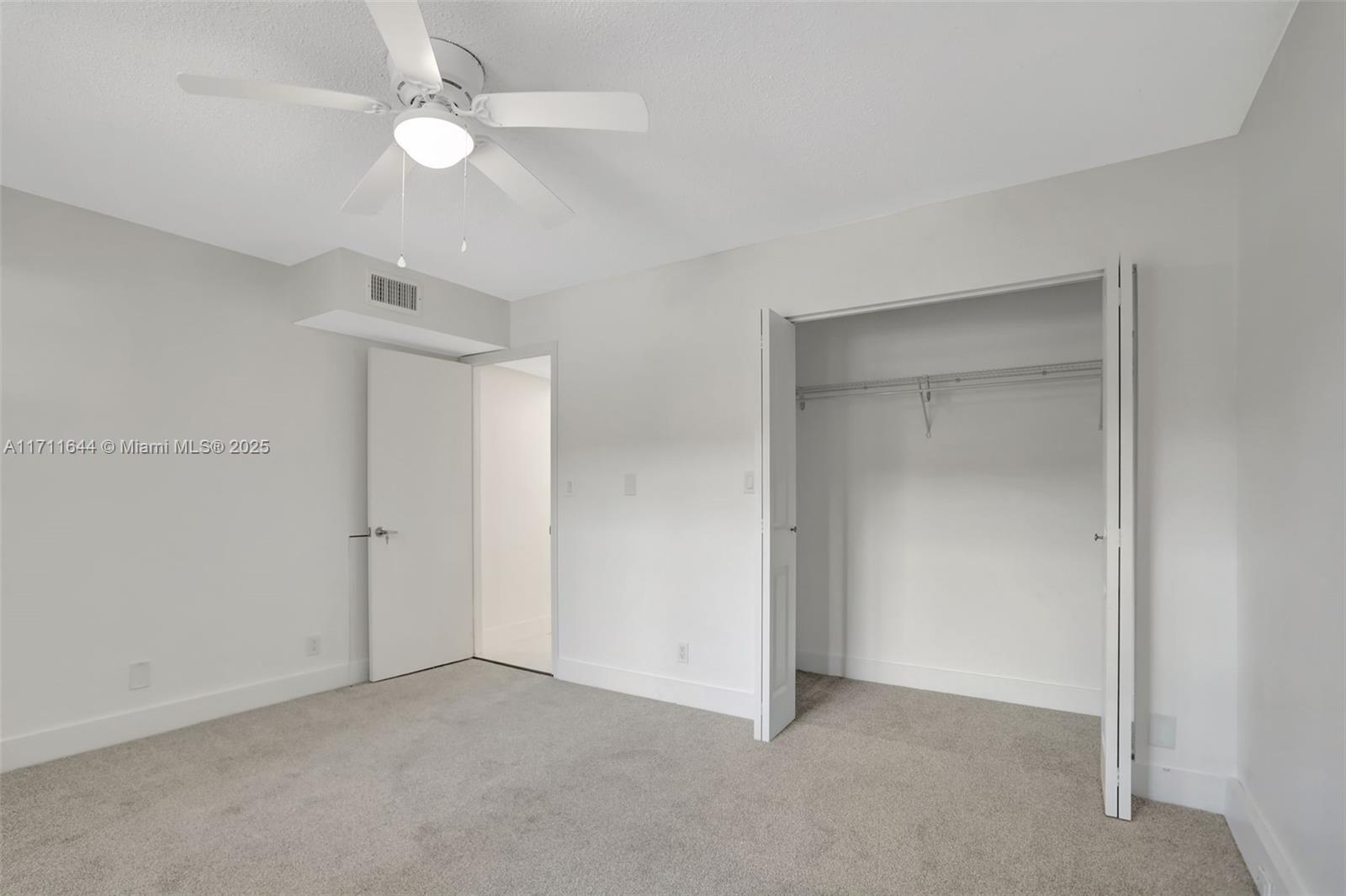 2202 Lucaya Bnd M1 Property Photo 29