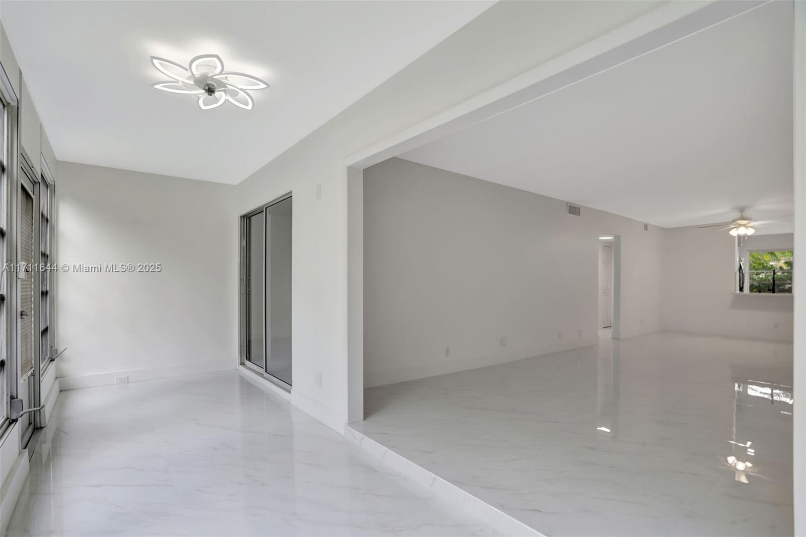 2202 Lucaya Bnd M1 Property Photo 40