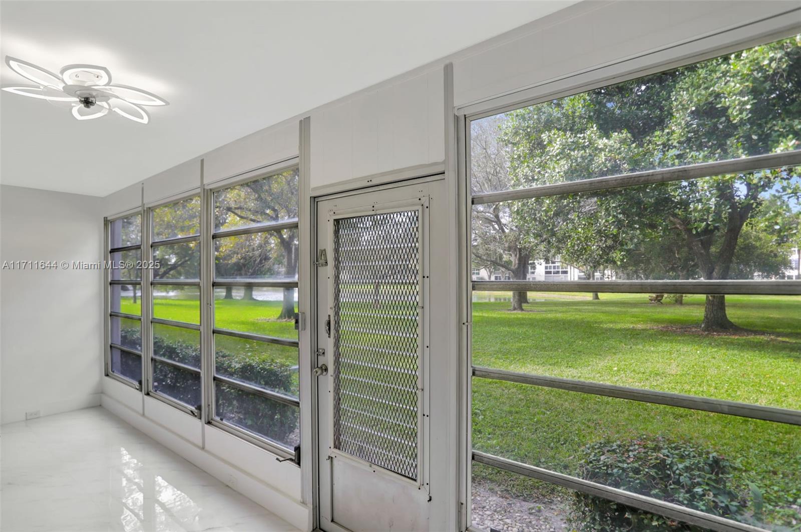 2202 Lucaya Bnd M1 Property Photo 41