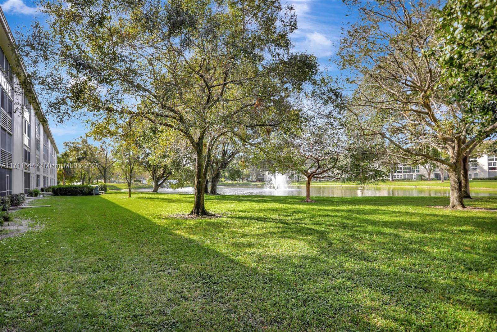 2202 Lucaya Bnd M1 Property Photo 43