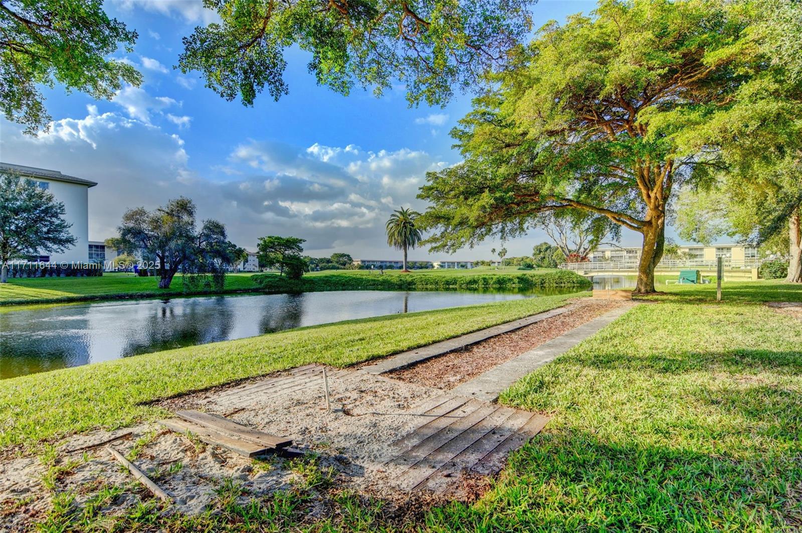 2202 Lucaya Bnd M1 Property Photo 80
