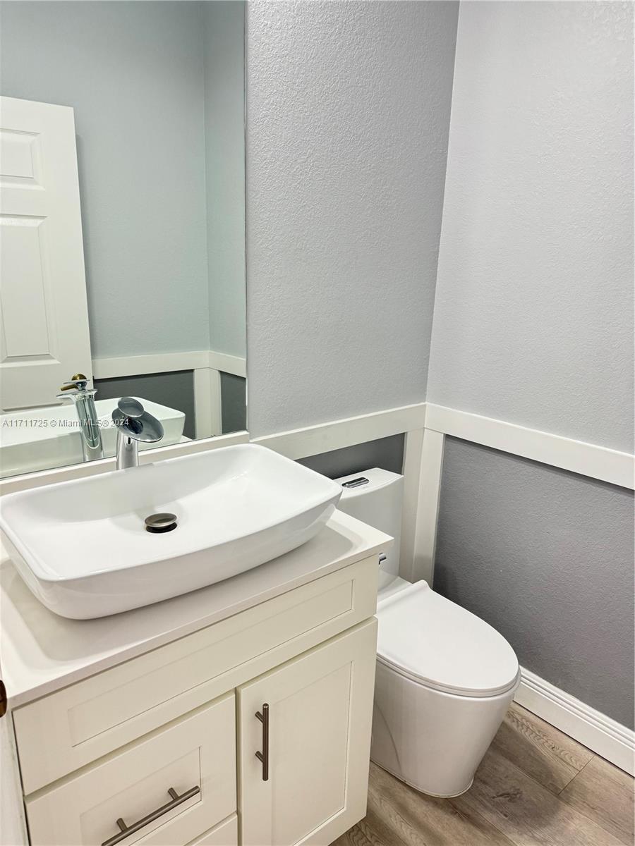 2530 Nw 92nd Ave 2 Property Photo 11