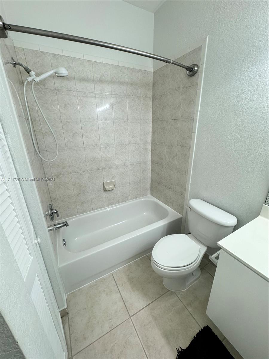 2530 Nw 92nd Ave 2 Property Photo 20