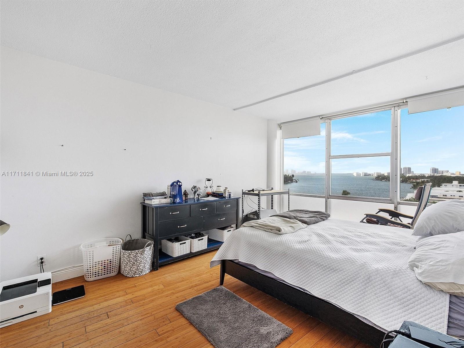 900 Bay Dr 721 Property Photo 17