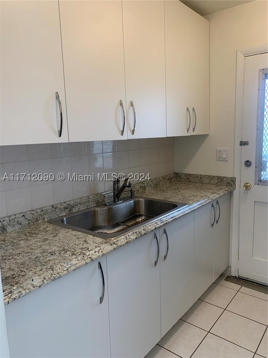 1395 Ne 167th St 209 Property Photo 15
