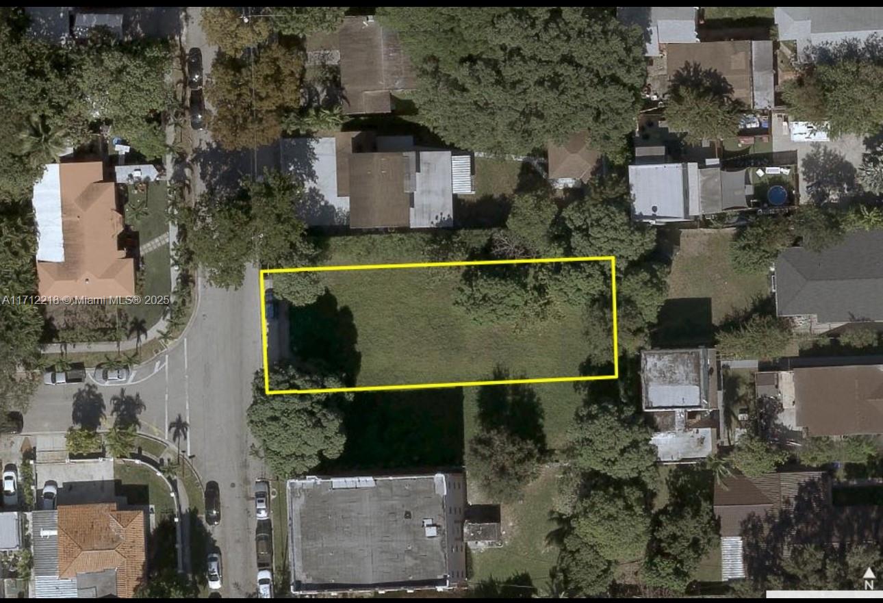 975 Sw 15th Ave Property Photo