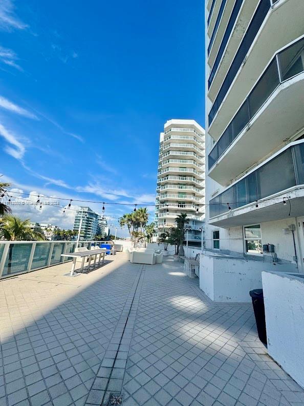 5880 Collins Ave 807 Property Photo 23