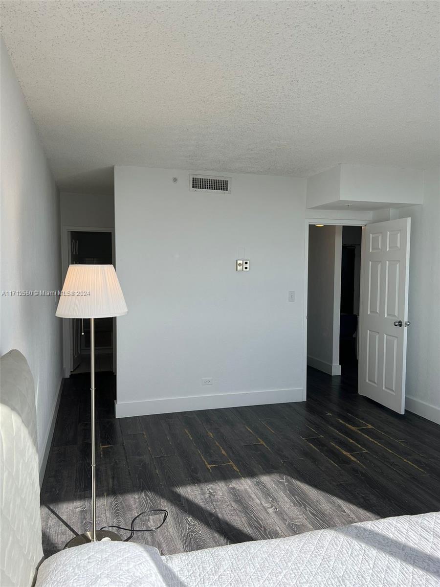 1500 Bay Rd 1070s Property Photo 5
