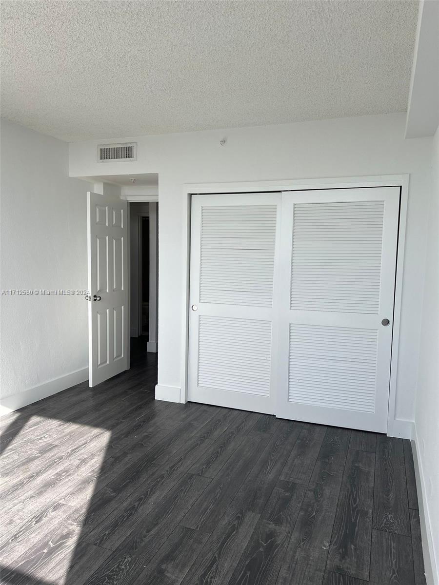 1500 Bay Rd 1070s Property Photo 6