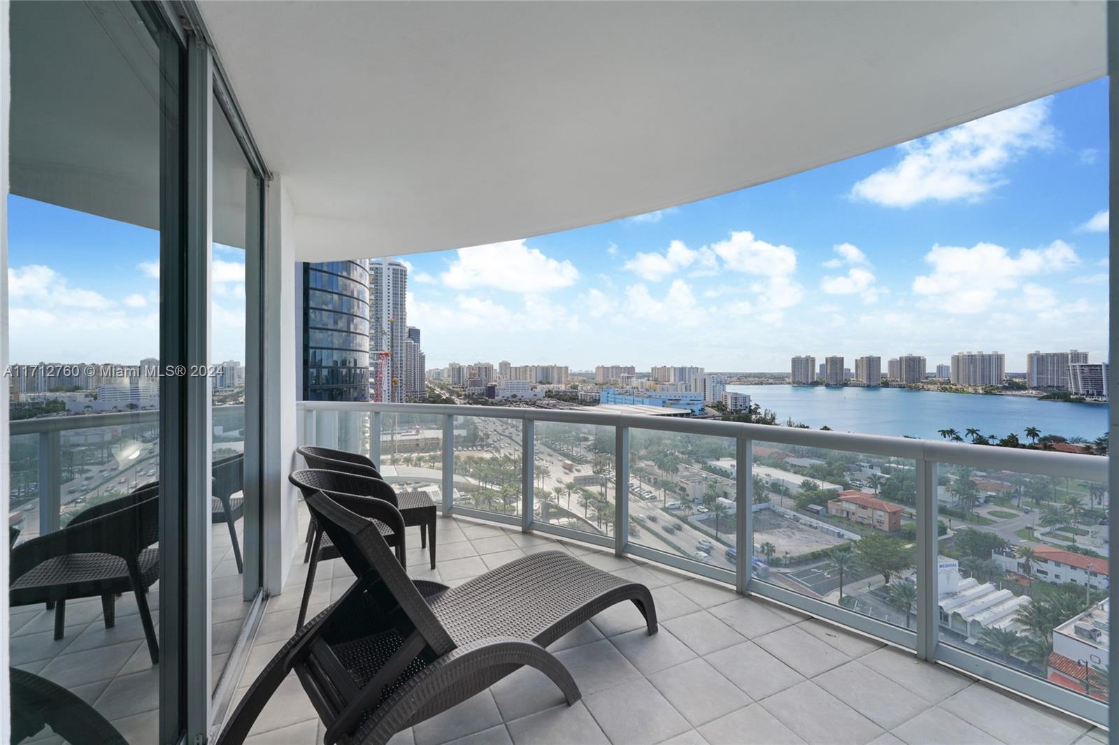 18683 Collins Ave 1808 Property Photo 1