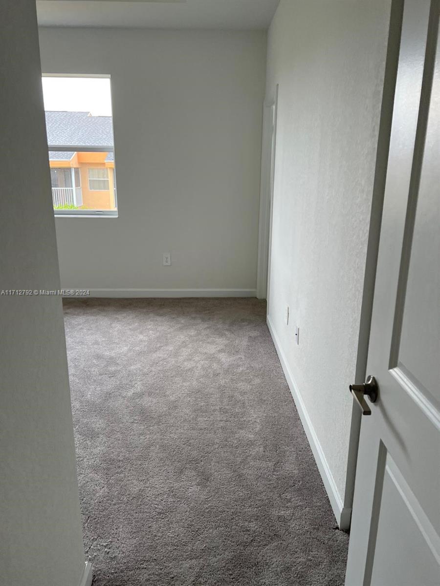 1676 Se 26th Ter 0 Property Photo 10