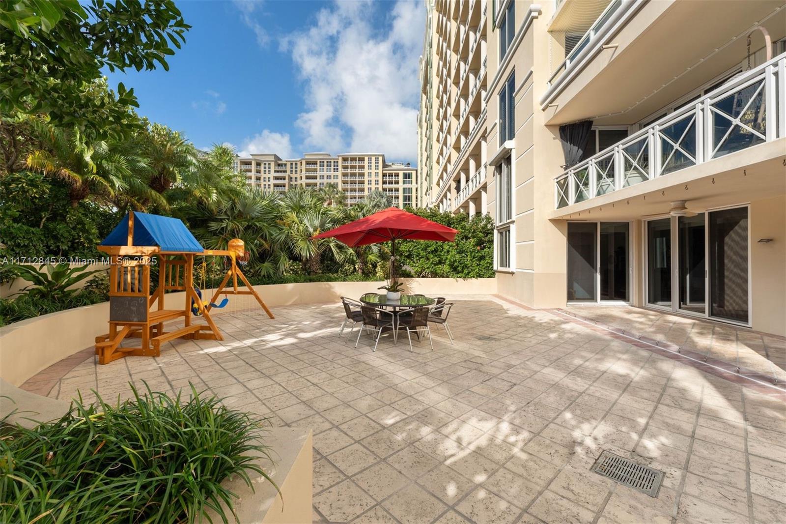430 Grand Bay Dr 101