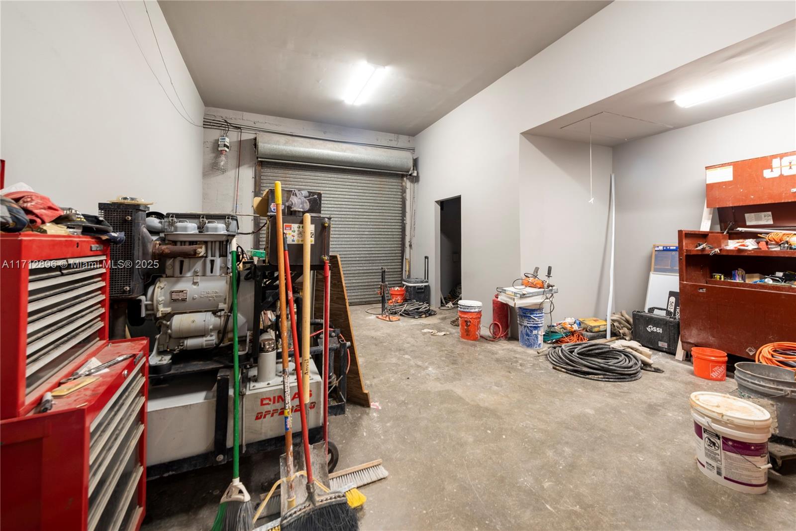 5801 Plunkett St Property Photo 15