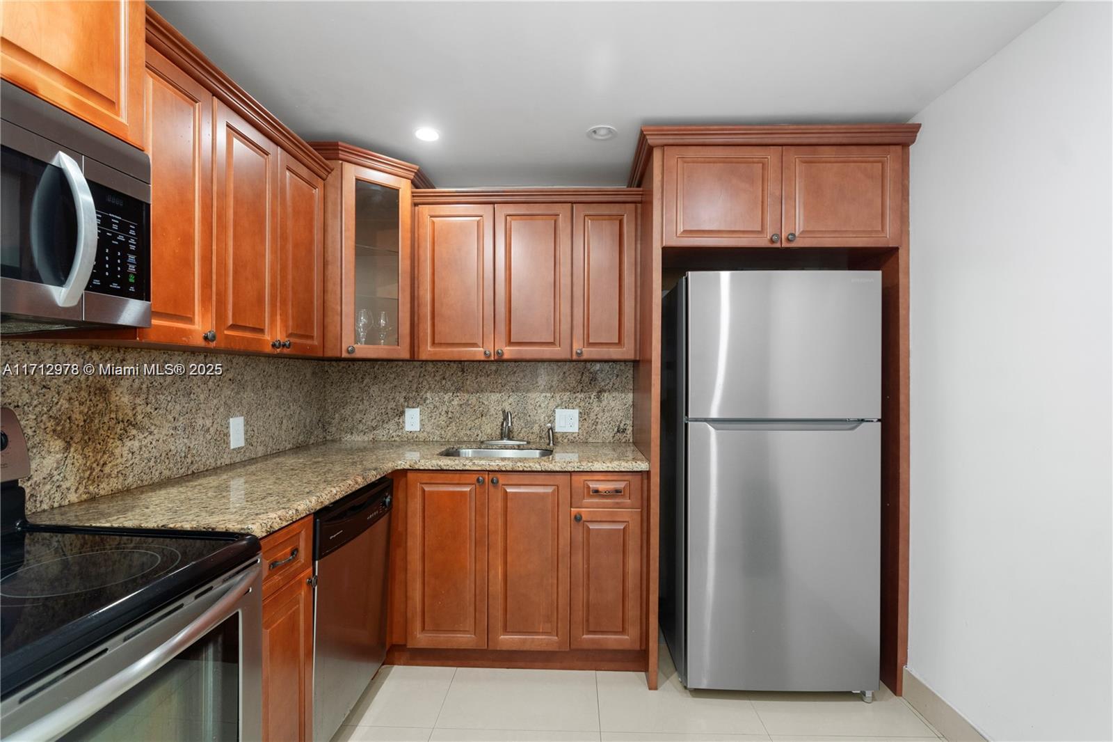 3675 N Country Club 105 Property Photo 4