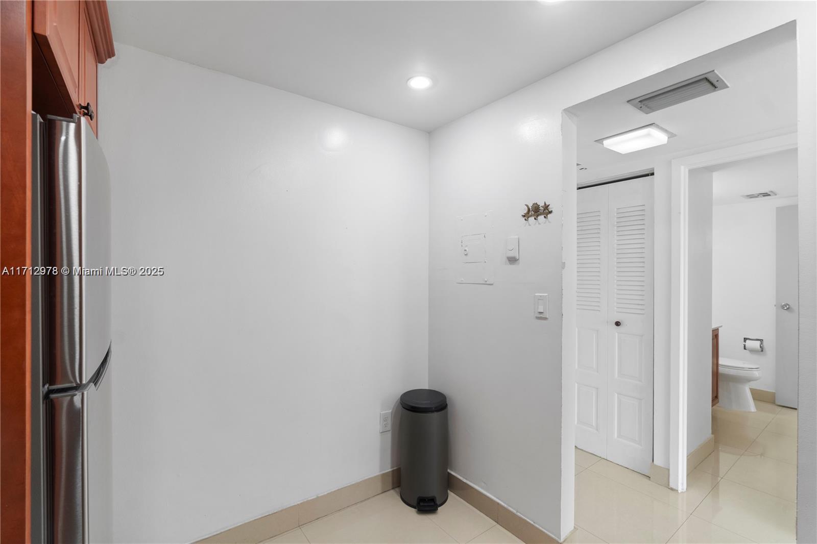 3675 N Country Club 105 Property Photo 12