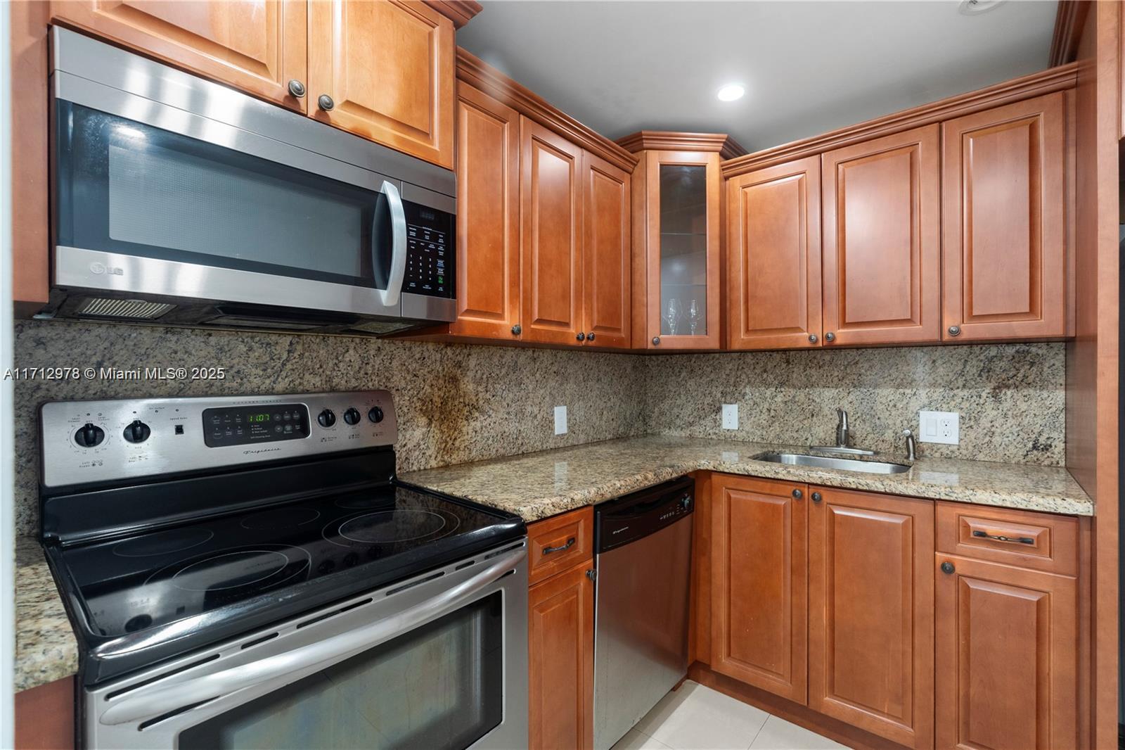 3675 N Country Club 105 Property Photo 13