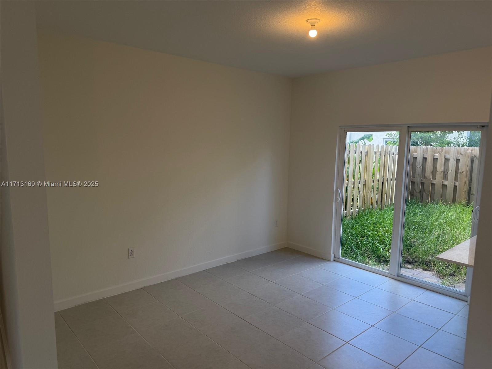 2876 Se 25 Ave 2876 Property Photo 13