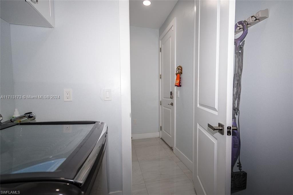 1623 Sw 25th Ter Property Photo 19