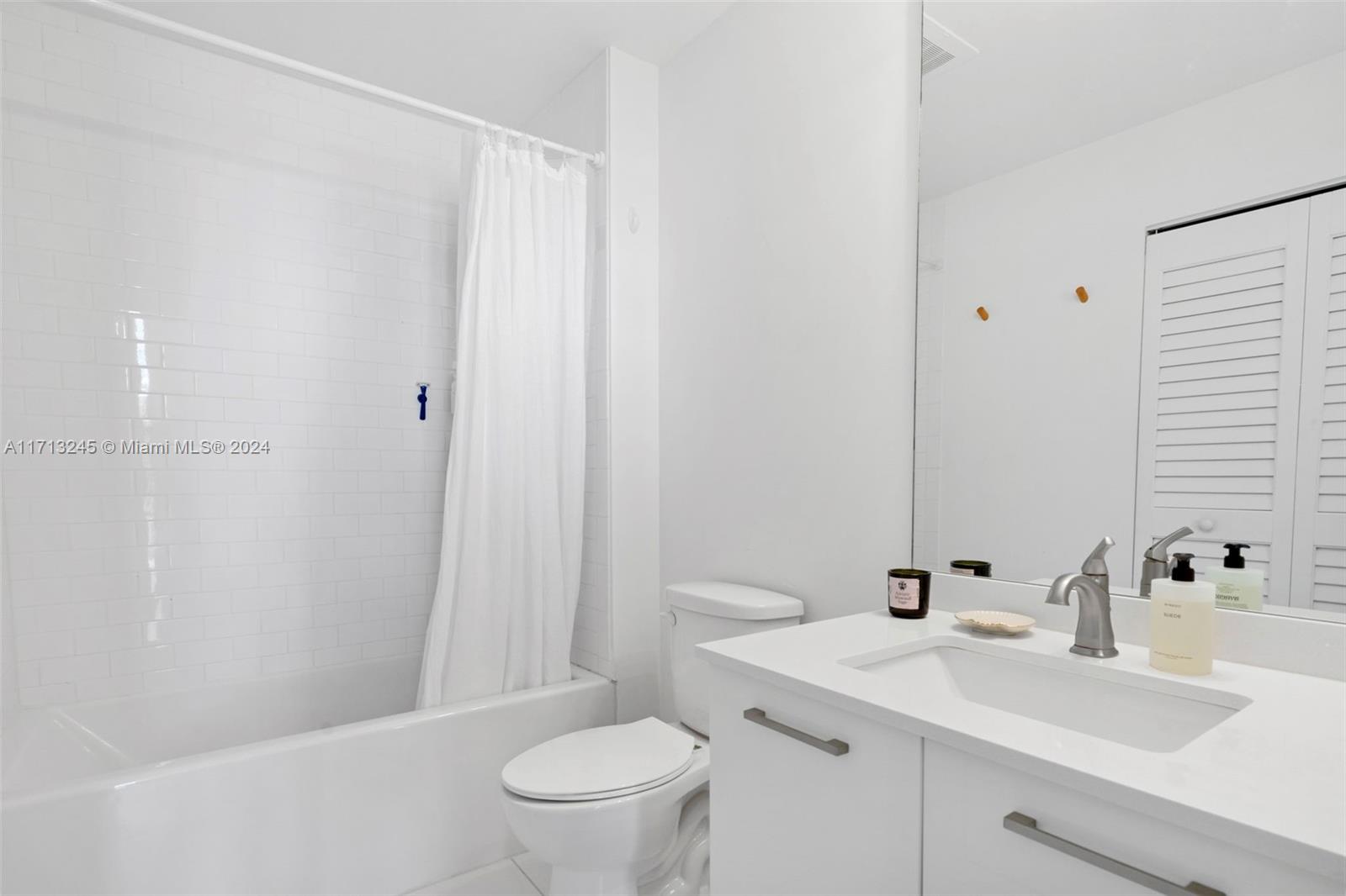 151 Se 1st St 3102 Property Photo 12