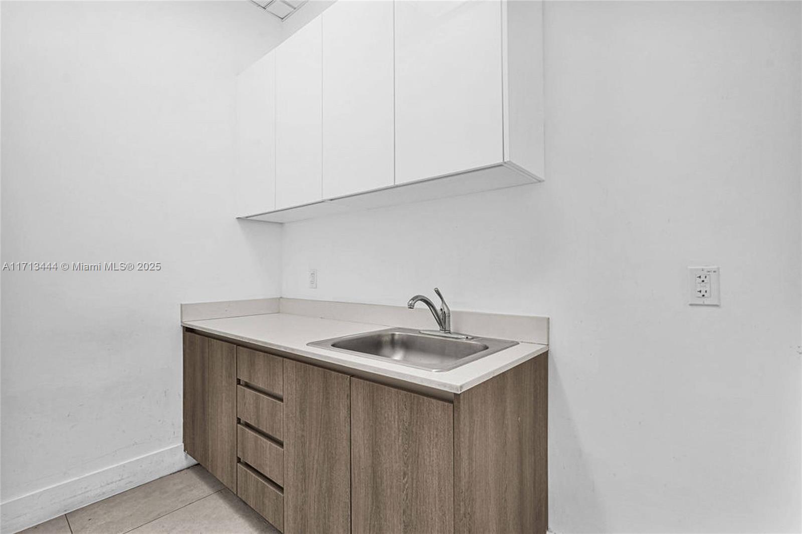 301 Altara Ave Cu-3k Property Photo 10