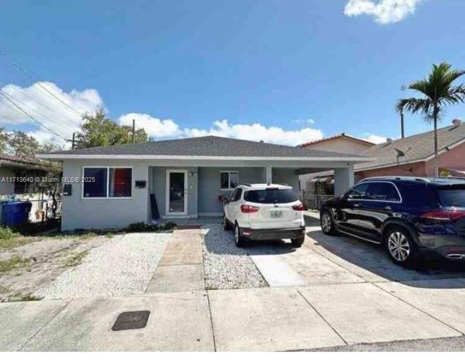 1053 Nw 34th Ave Property Photo 1
