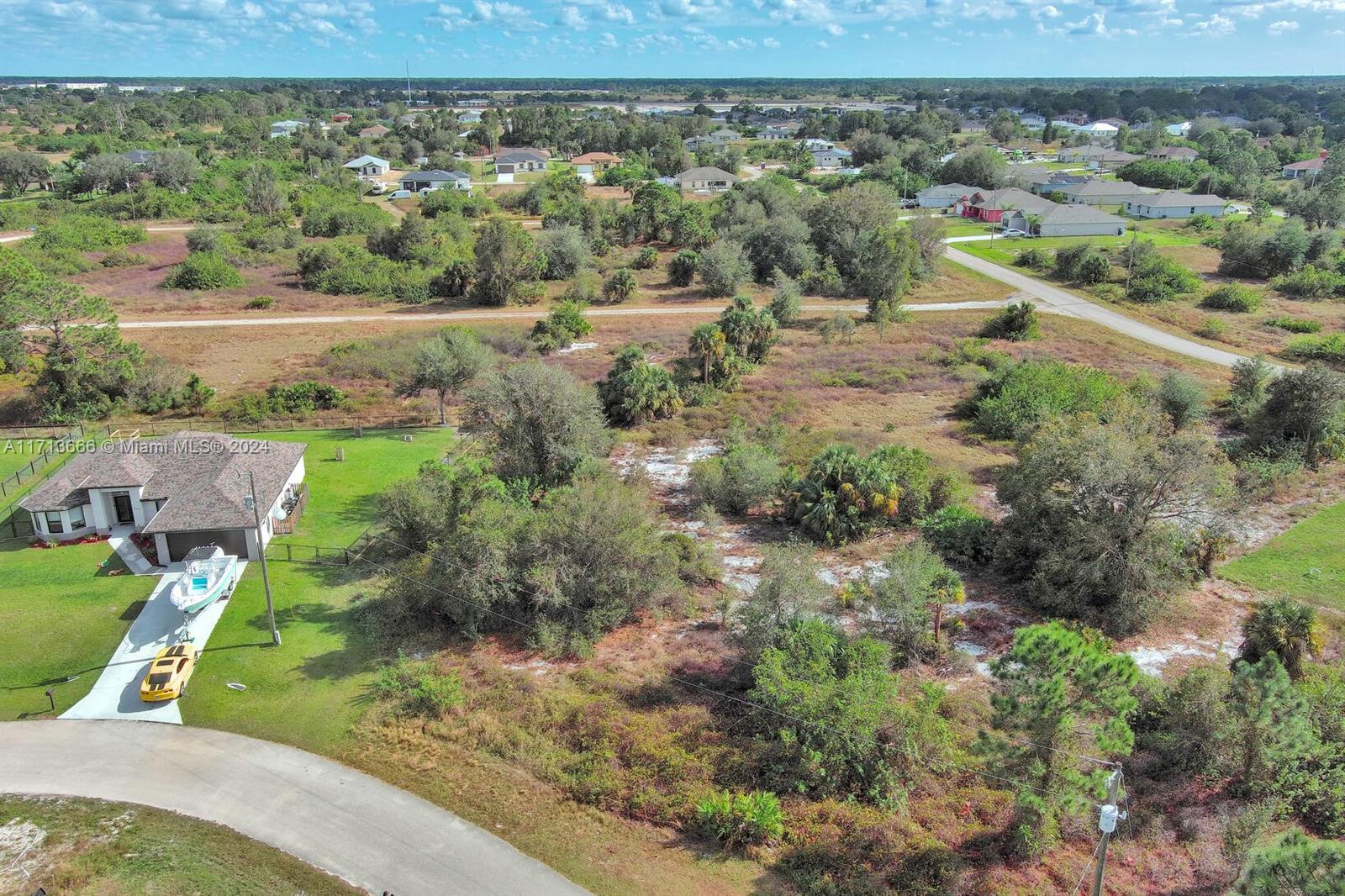 309 Raber Ave Property Photo 8