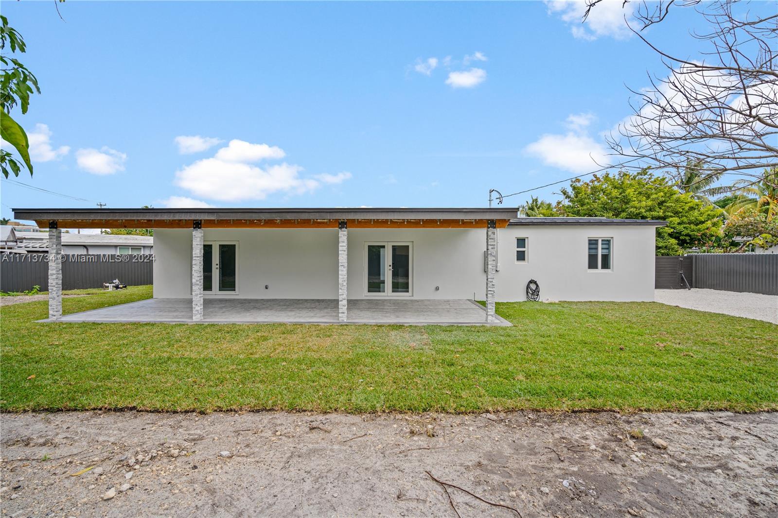 11530 Sw 43rd St Property Photo 6