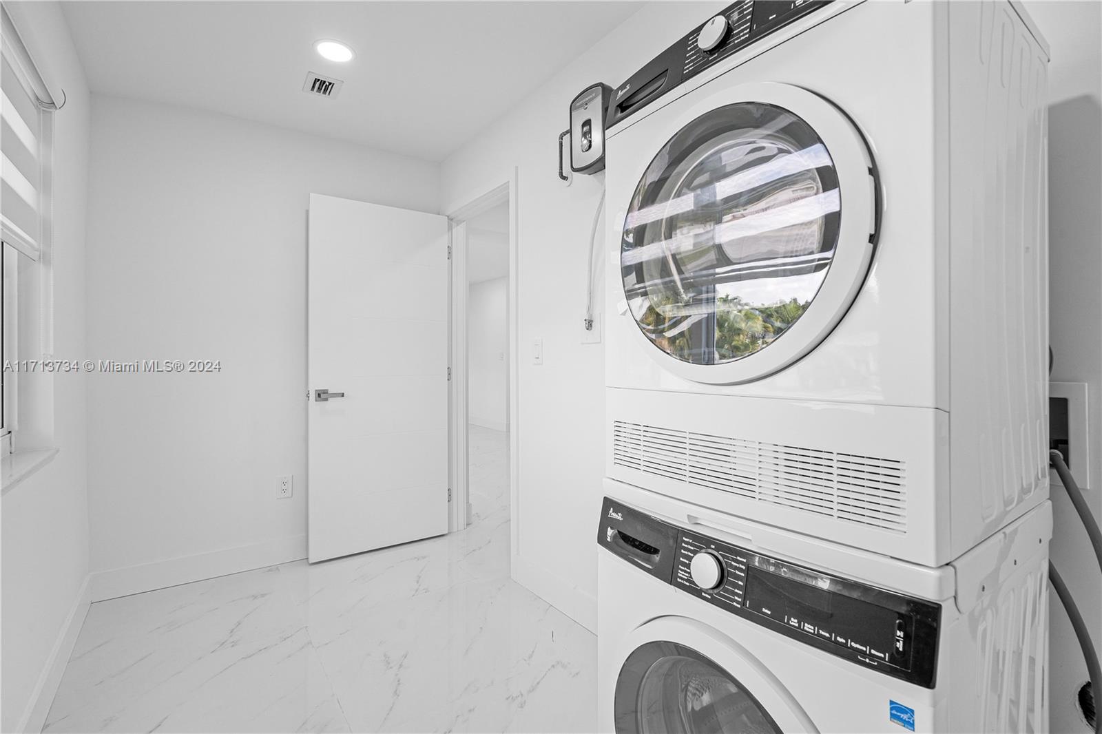 11530 Sw 43rd St Property Photo 10