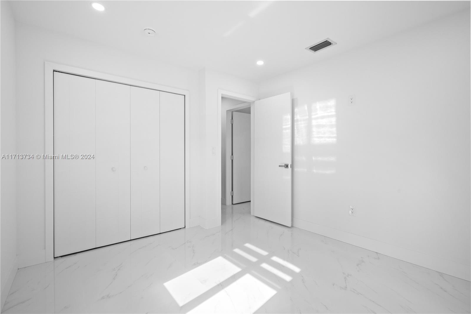 11530 Sw 43rd St Property Photo 15