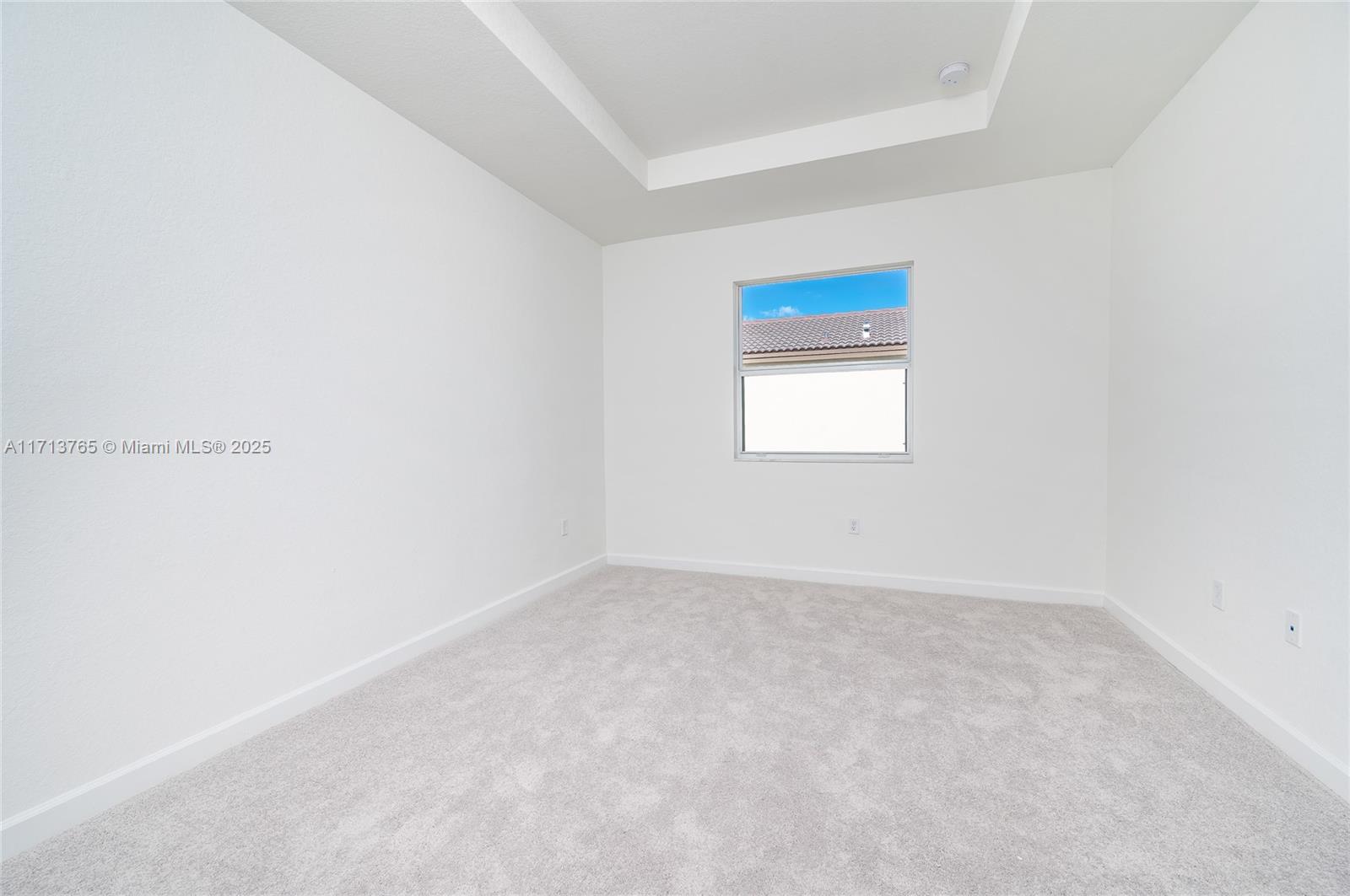 2433 Se 29 St 2433 Property Photo 35