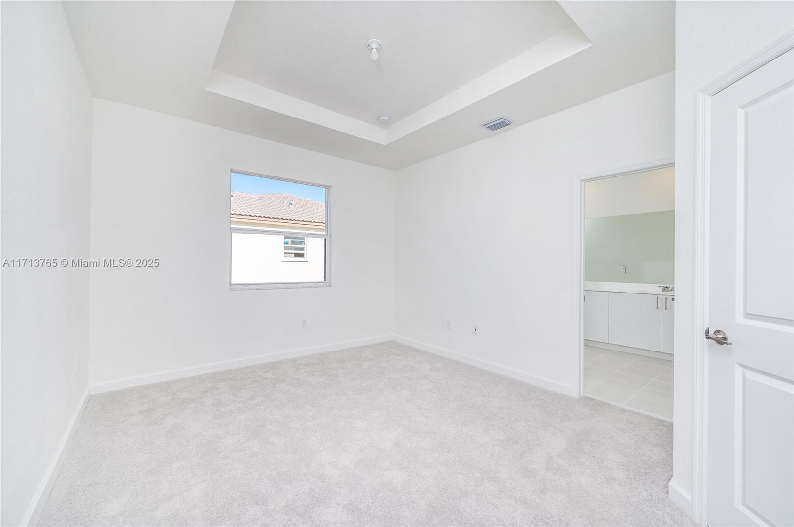 2433 Se 29 St 2433 Property Photo 36
