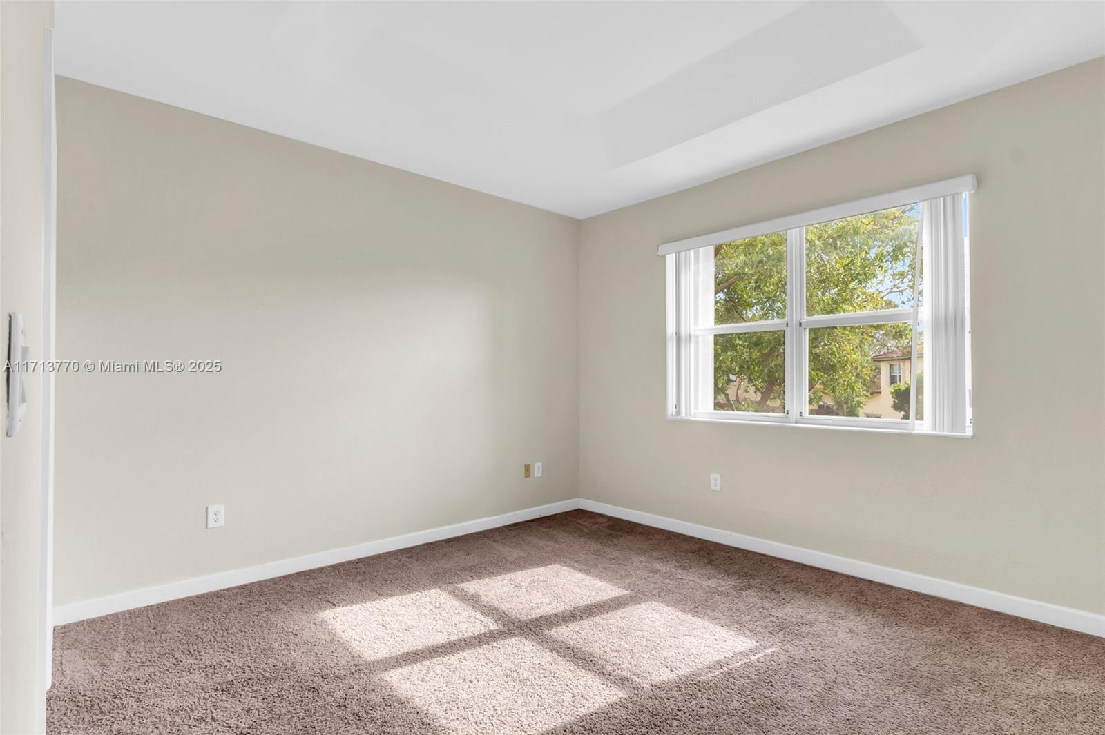 1395 Ne 33rd Ave 206-26 Property Photo 13