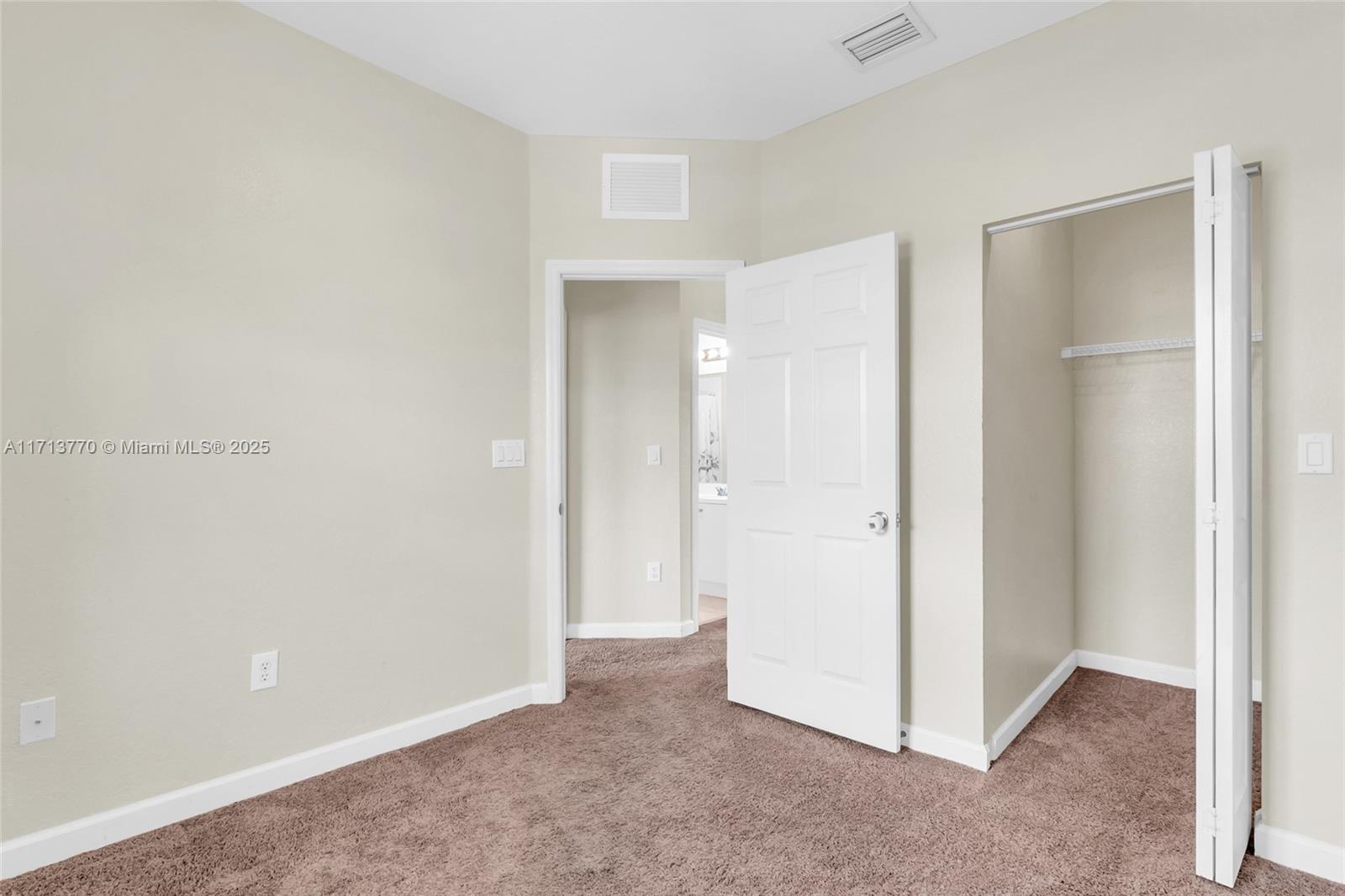1395 Ne 33rd Ave 206-26 Property Photo 19