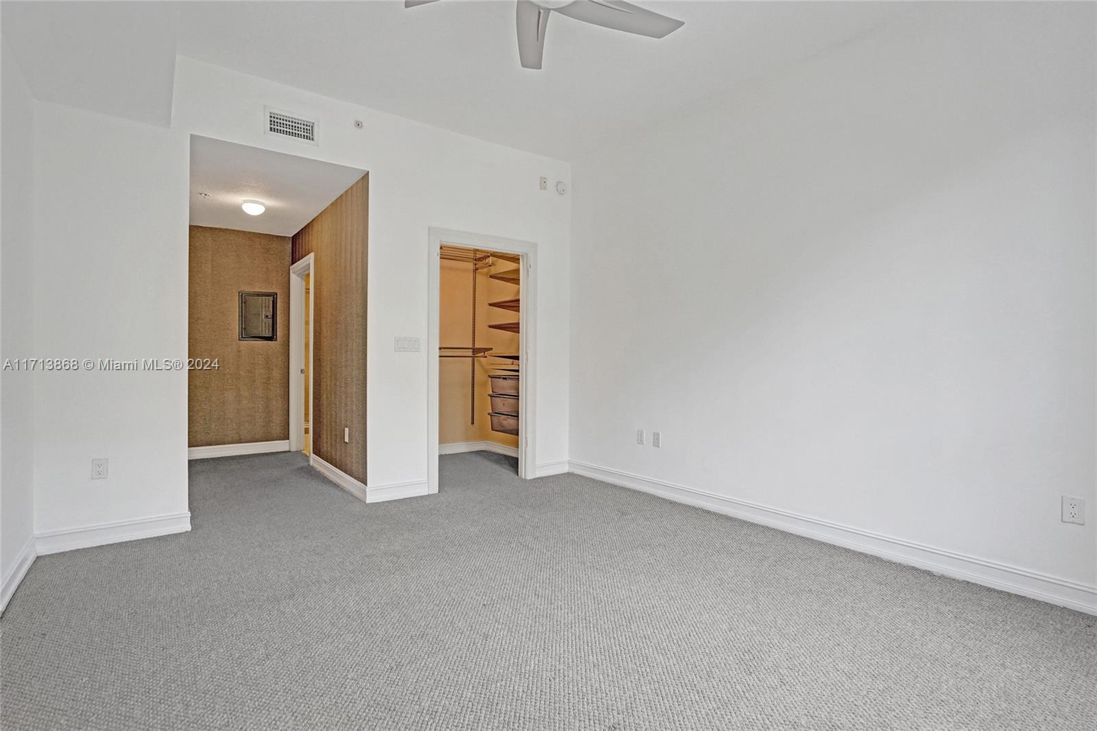 3001 Ne 185th St 328 Property Photo 24