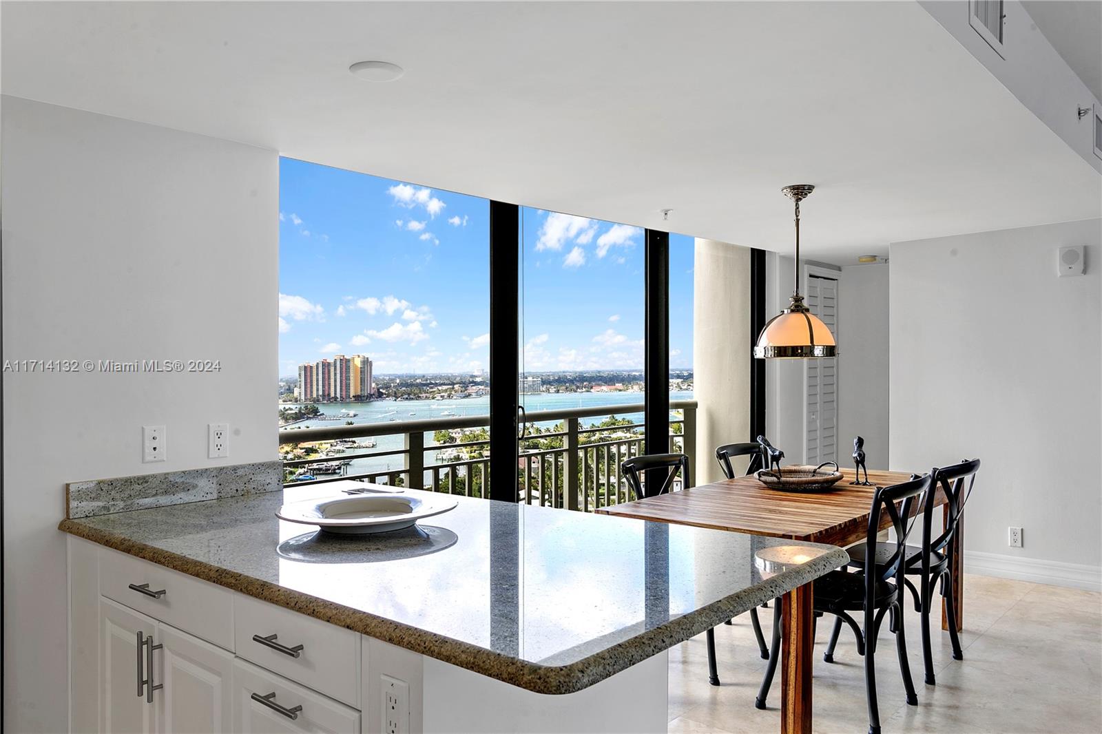 3000 N Ocean Dr 20a Property Photo 7