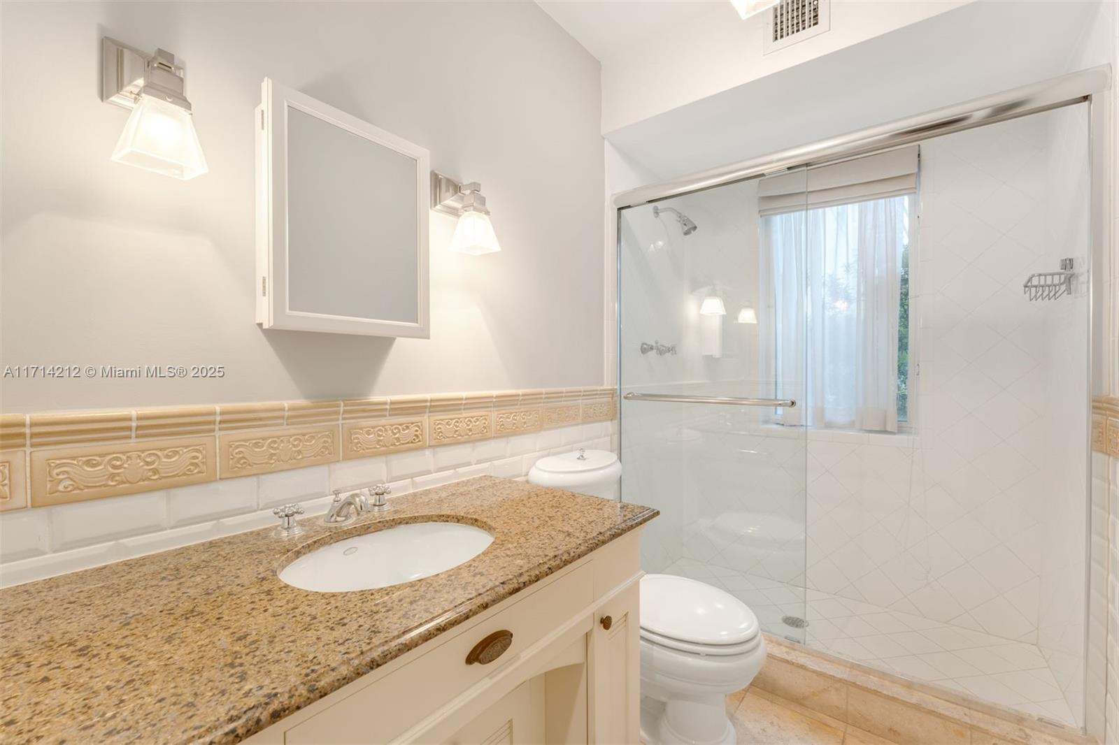 11 E Rivo Alto Dr Property Photo 34