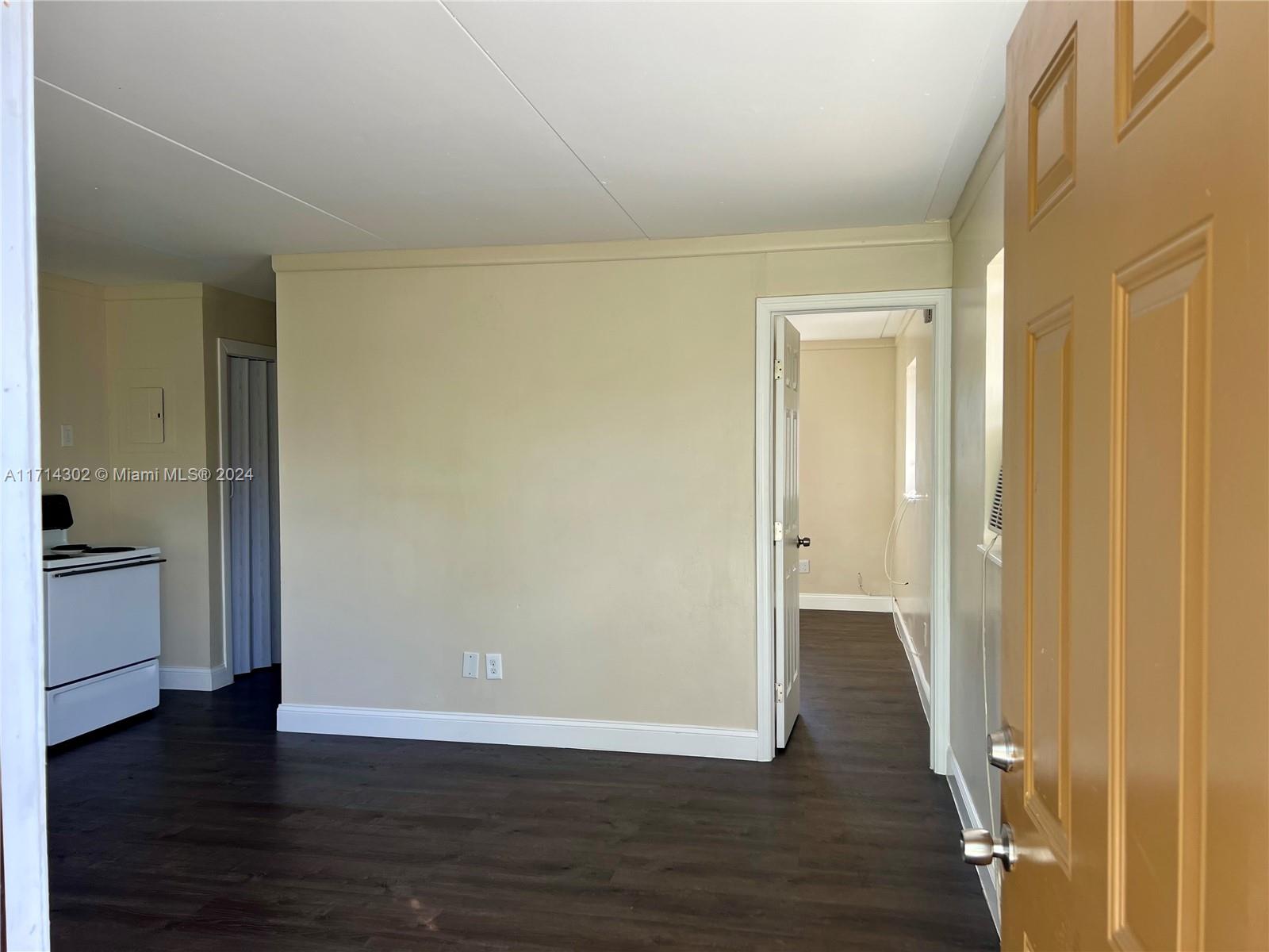 42 Nw 7th Ave 5 Property Photo 4
