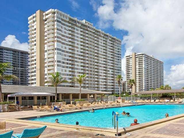 1985 S Ocean Dr 18j Property Photo 35