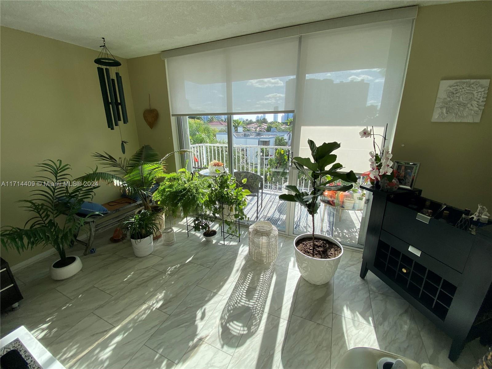 2851 Ne 183rd St 303e Property Photo 5
